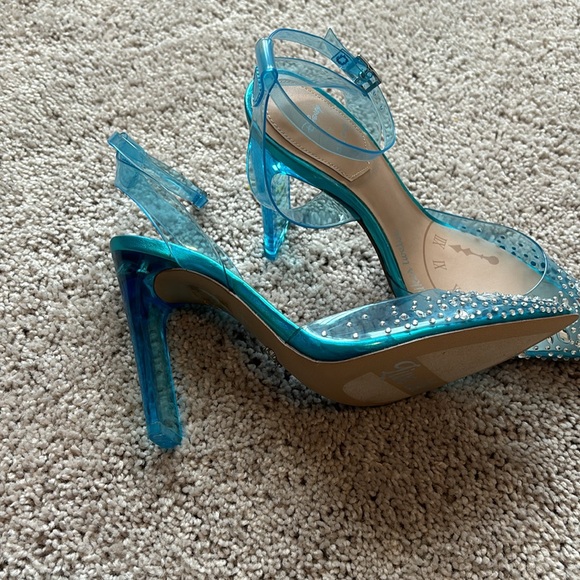 Aldo X Disney Glassslipper in Blue Heels Cinderella Collection - Picture 5 of 9